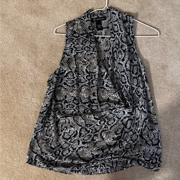 Tank top inc snakeskin pattern - Picture 3 of 8